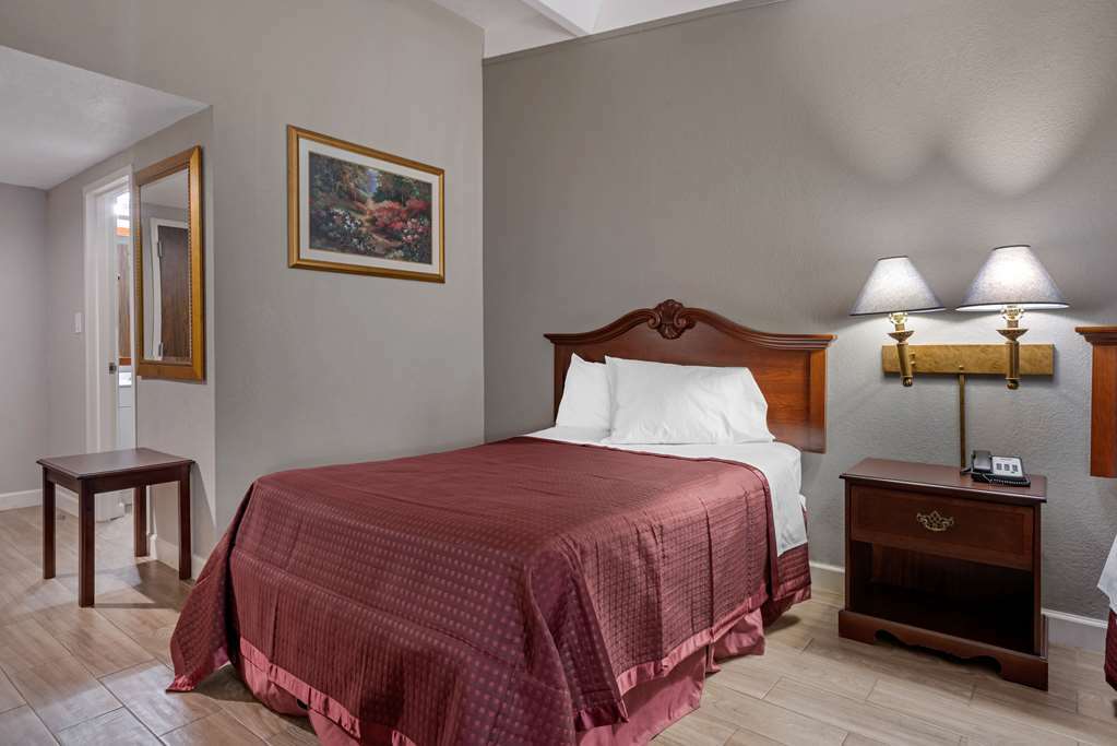 Rodeway Inn Clermont Habitación foto