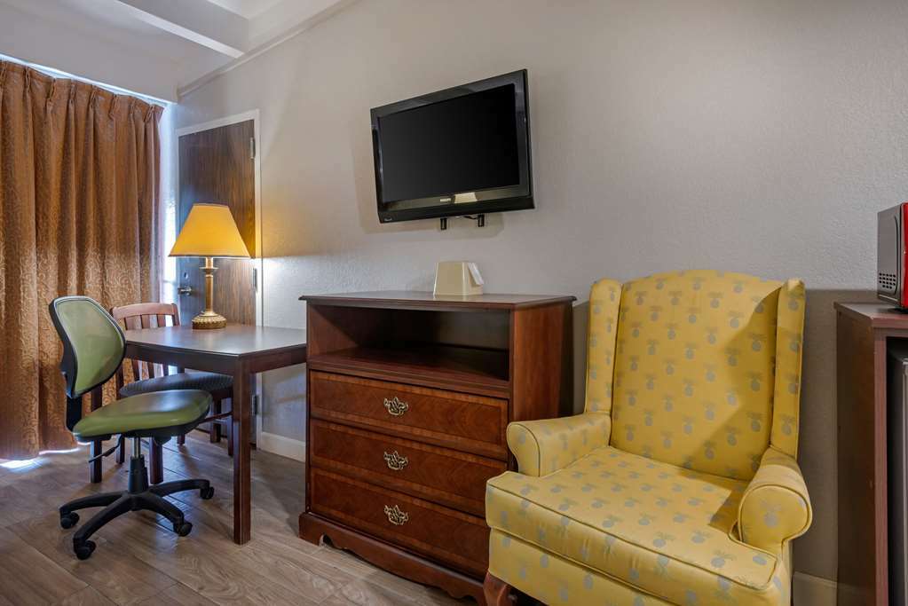 Rodeway Inn Clermont Habitación foto